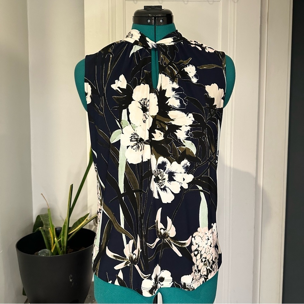 Tommy Hilfiger Navy Floral Mock Neck Sleeveless Top